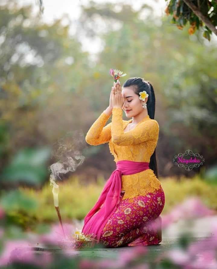 Konsultasi Dukun Santet