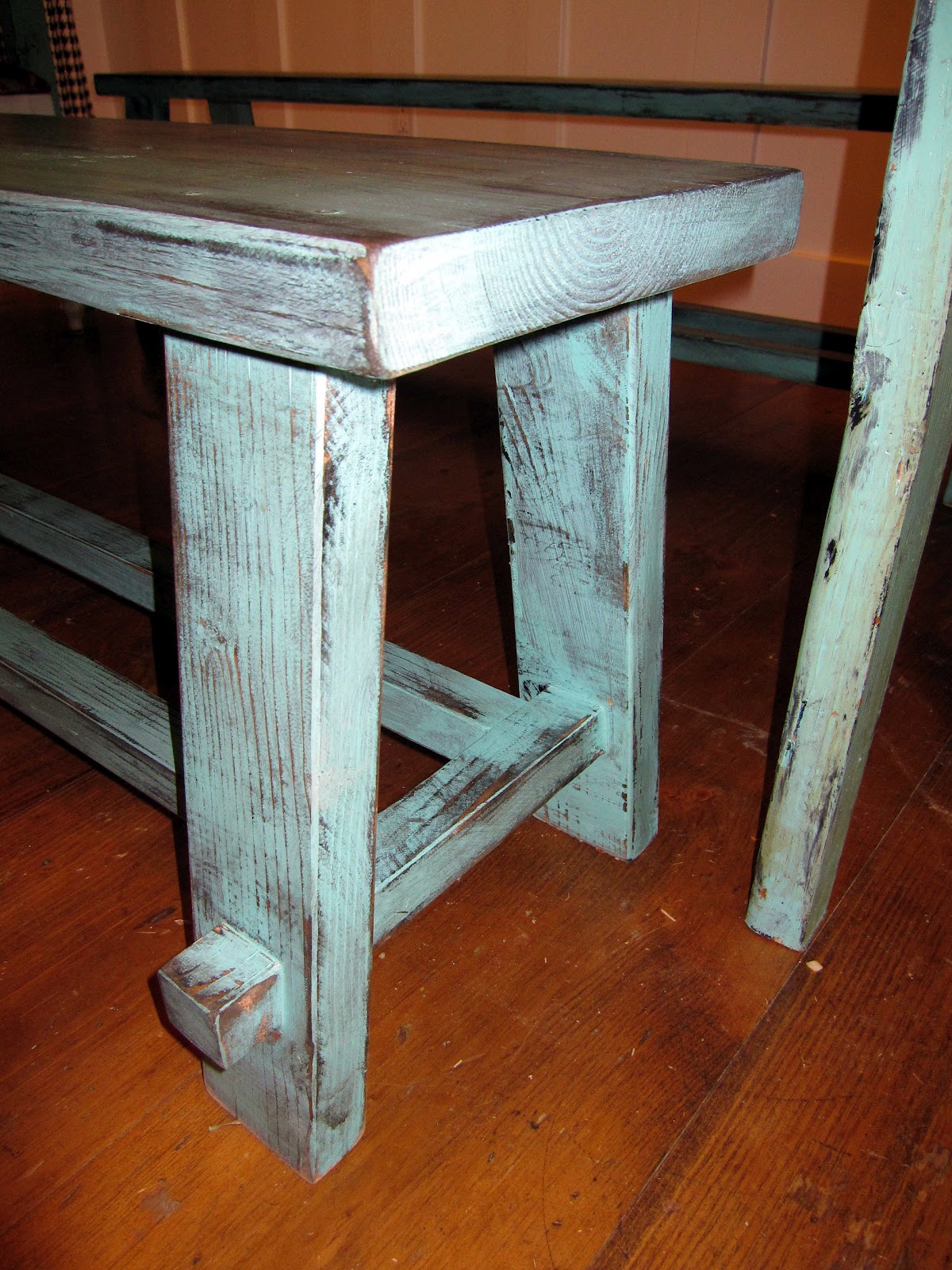 Zan Taylor Designs: Old Barn Wood Table