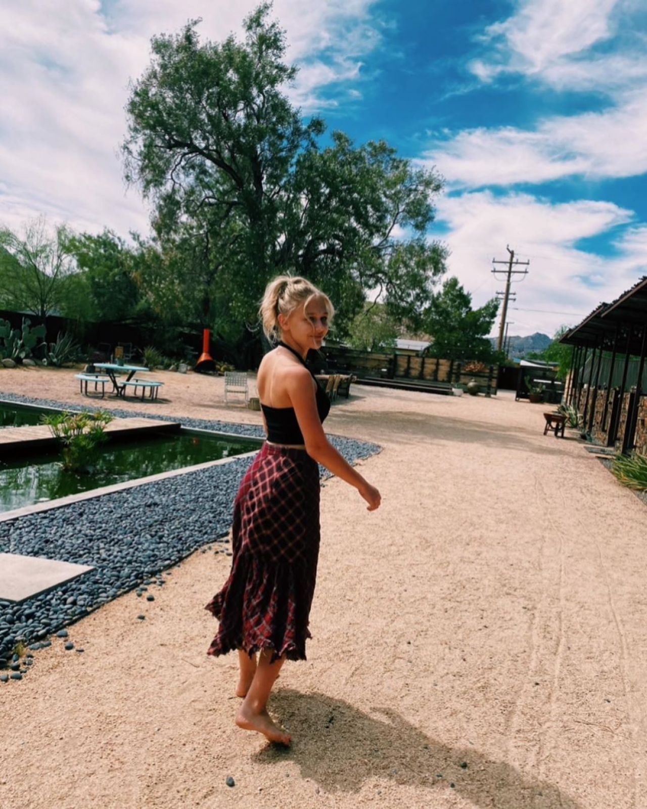 alyvia alyn lind social media photos 07 07 2020 0 0 tuesday july 7 2020