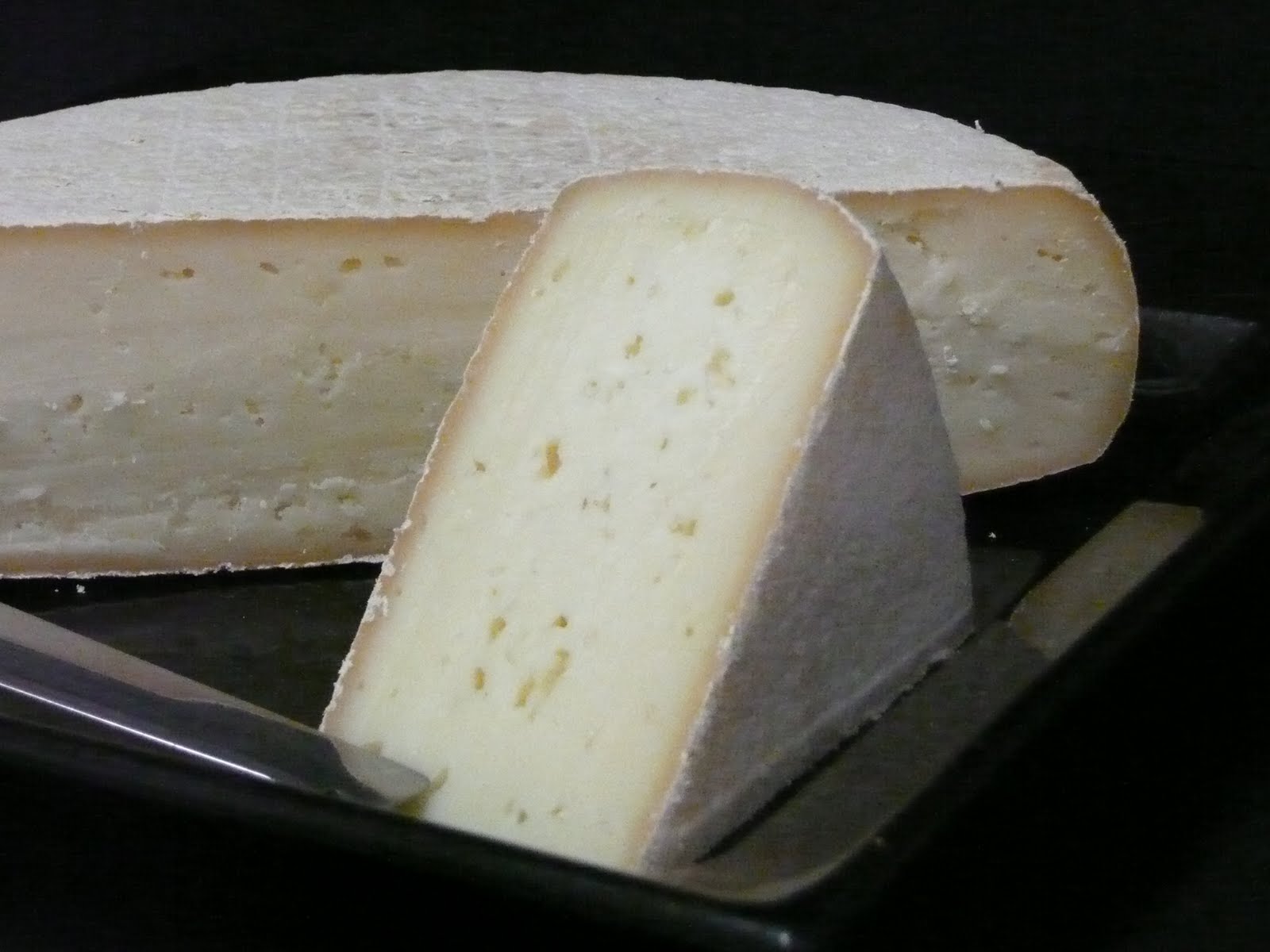 Red Hill Sheep Dairy Prom Country cheese