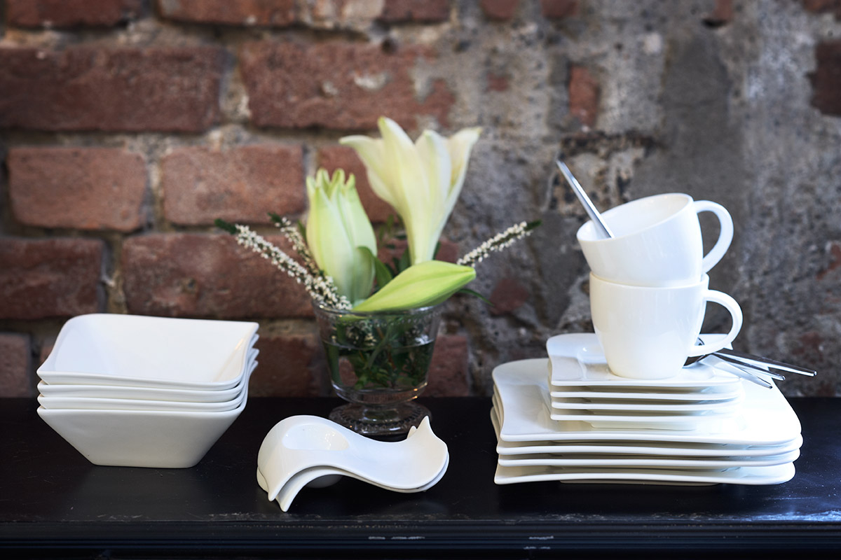 Perfect Home: HVIT LILJE – ET FLOTT OG TIDLØST SERVISE Perfect Home: HVIT LILJE – ET FLOTT OG TIDLØST SERVISE