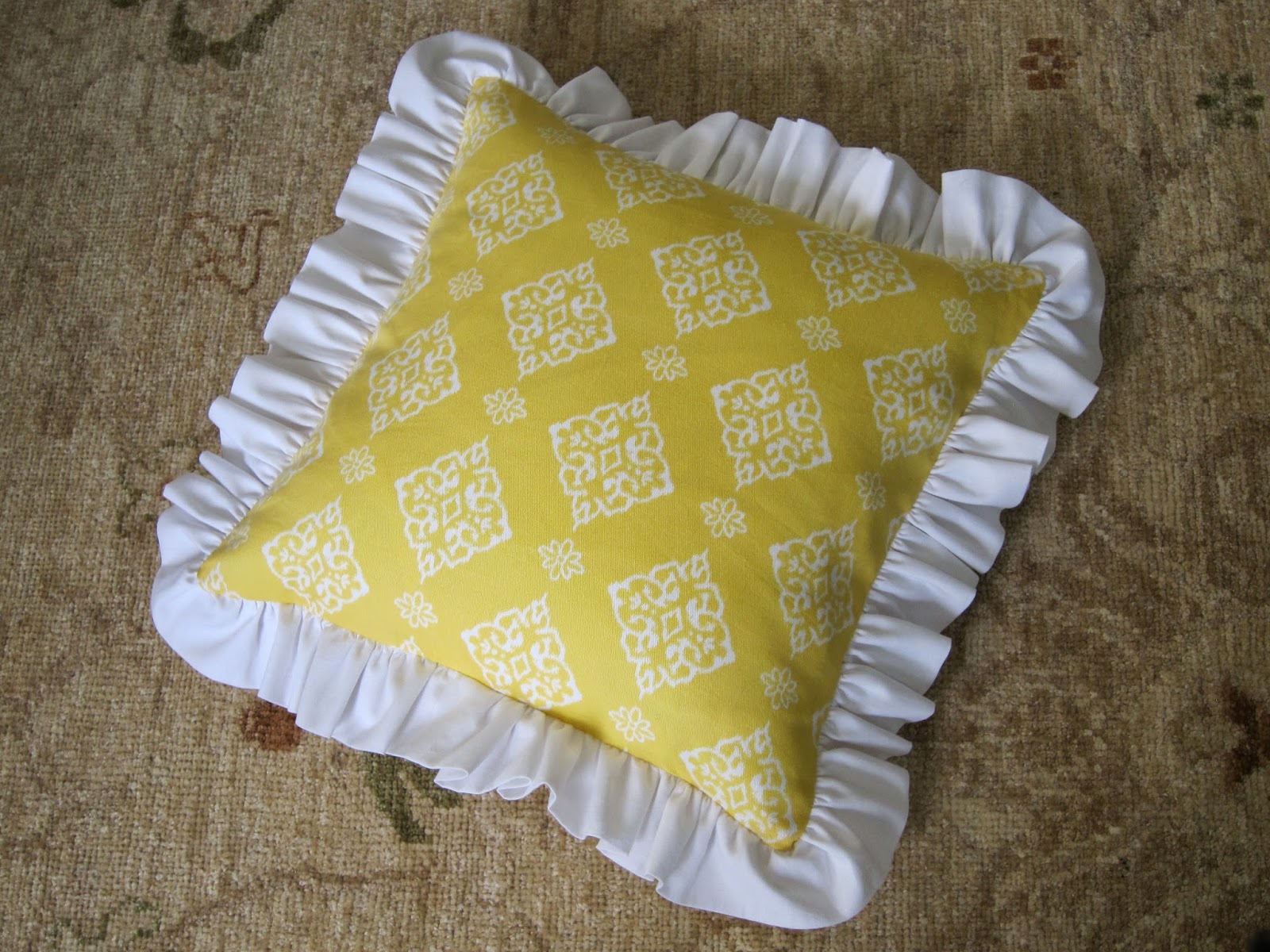 The photo collection Frilled Cushion