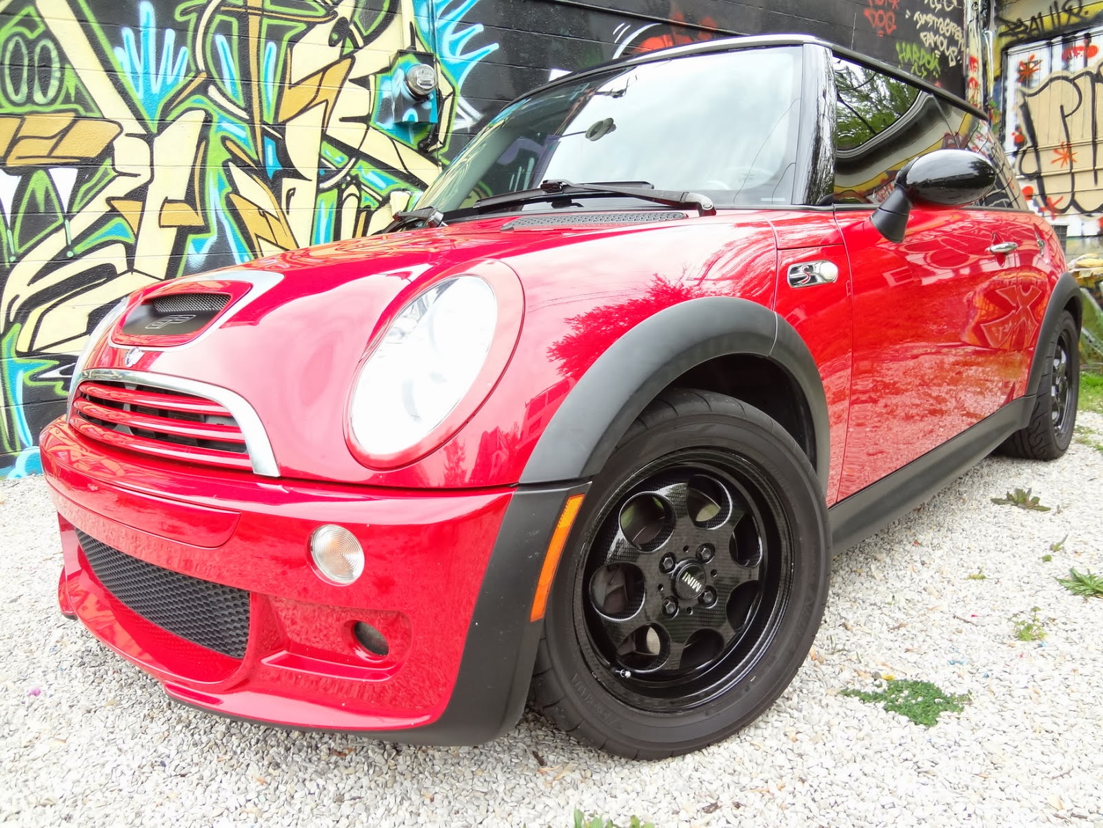 MINI Cooper Poison: Carbon Fibre Holies 15x w/ 205/50/15 Yokohama on ...