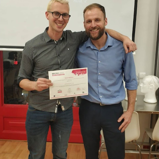 Grant Ashley participa en el masterclass de micropigmentación capilar