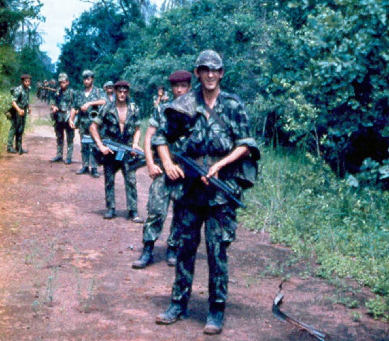 Luís Graça and Camaradas da Guiné Guiné 63/74