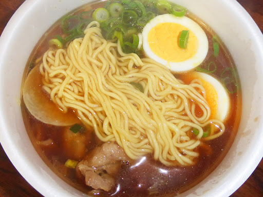 【サンヨー食品】飛騨高山 中華そば（カップ麺）