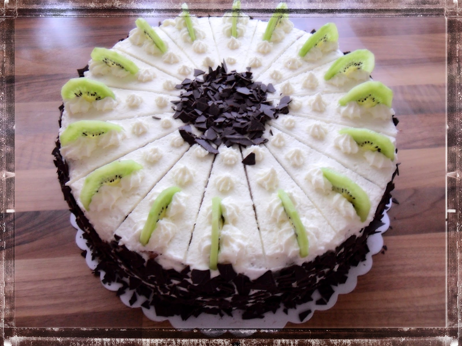 Mia´s Cookies and more: Kiwi Joghurt Torte