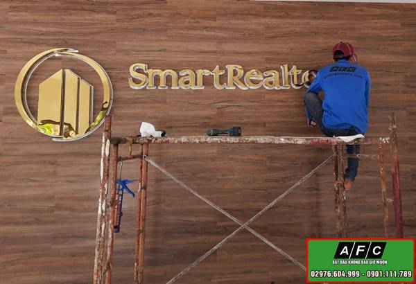 Thi công bảng hiệu chữ Inox vàng tại Phú Quốc