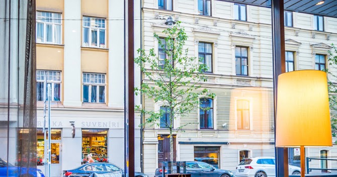 AC Lounge Marriott Riga, Latvia: Cocktails and Dining at the Art ...