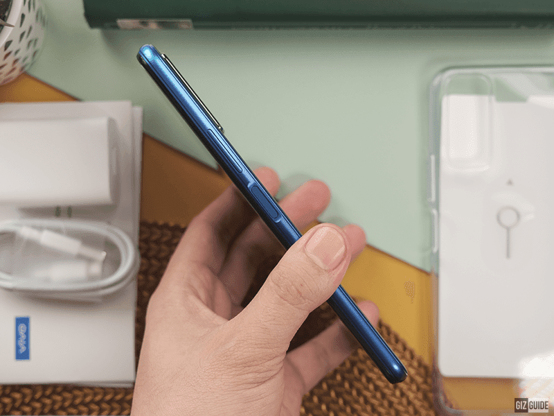 Slim despite the large battery capacity Slim despite the large battery capacity
