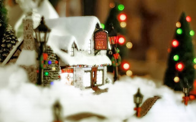 Free Download Christmas HD Wallpapers for Android Tablets and Phones