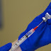 Δημόπουλος: Η μετάλλαξη του ιού δεν επηρεάζει το εμβόλιο