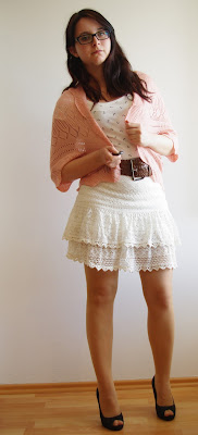 Oh my Anchor! - Lace Skirt, Anchor-Shirt & Crochet Cardigan