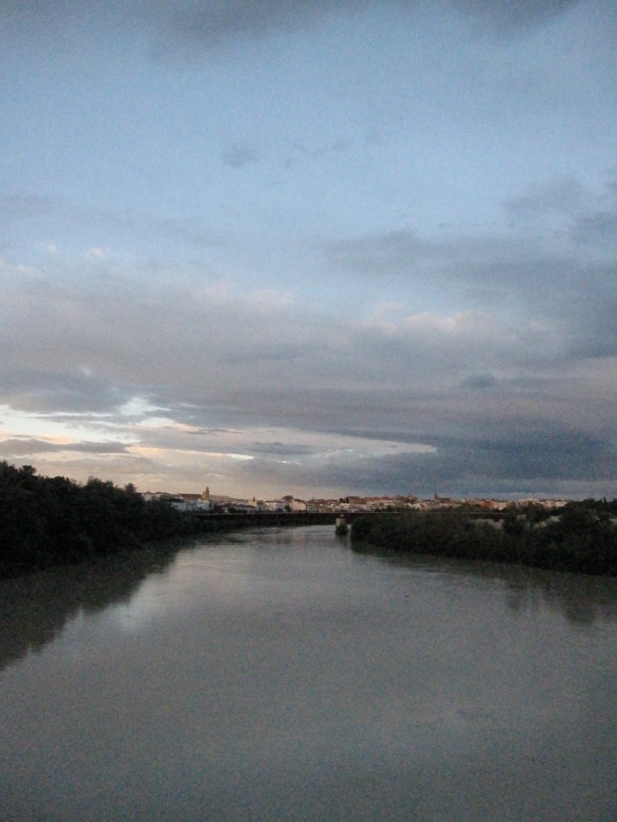 de amores y relaciones: Rio al atardecer