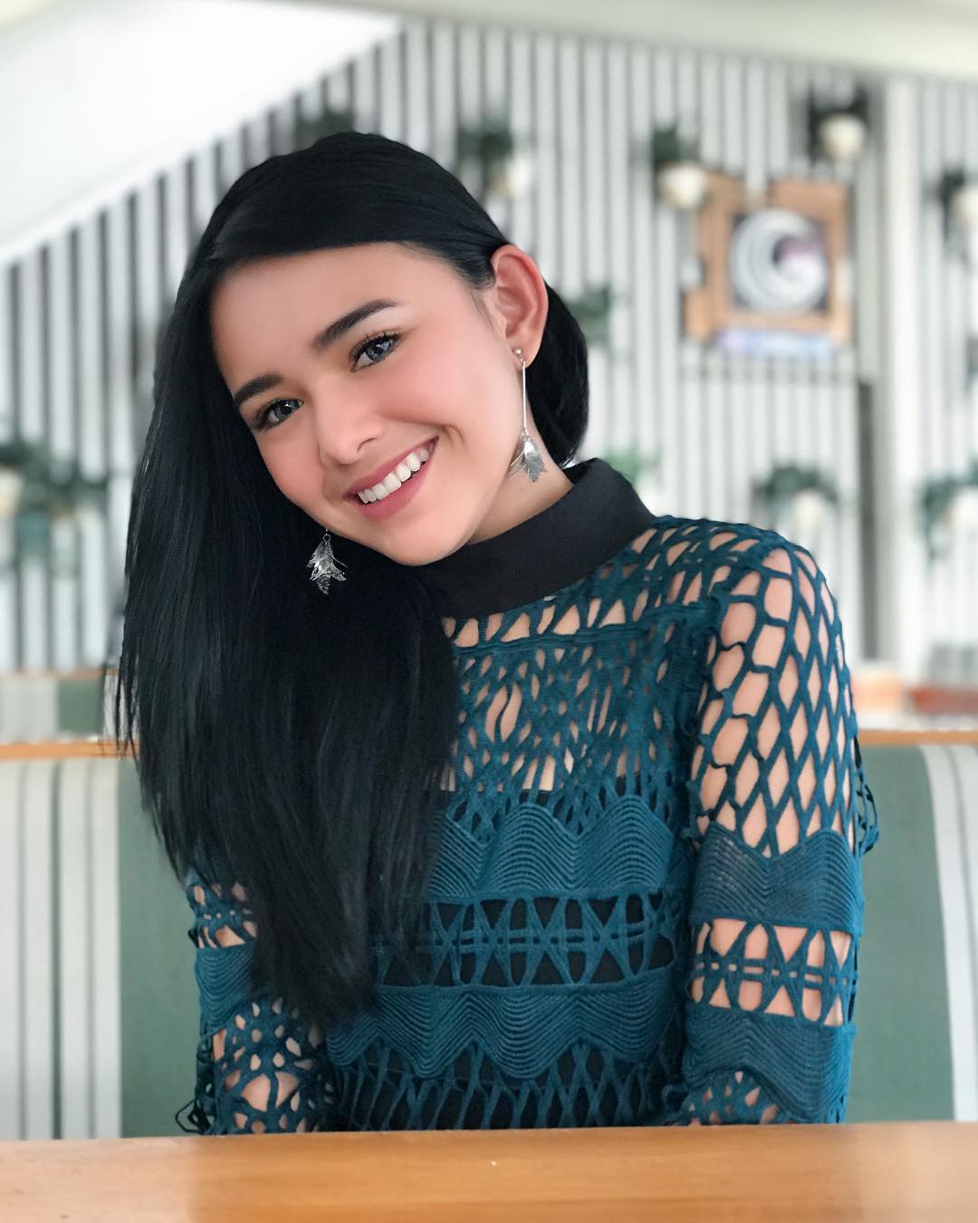 Biodata & Profil Amanda Manopo (Agama, Pacar, Usia ...