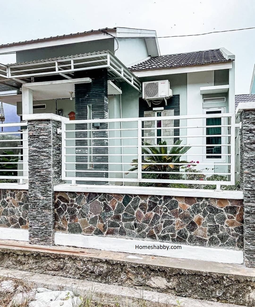 7 Fasad Rumah Minimalis Batu Alam Inspirasi Baru! ~ Homeshabby.com