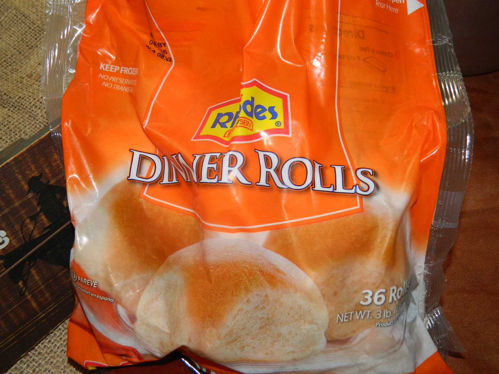 Southern Chick Reviews And More! Rhodes BakeNServ™ Dinner Rolls