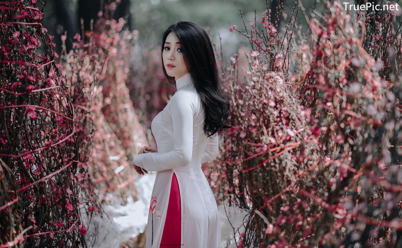 Image-Vietnamese-Beautiful-Girl-Ao-Dai-Vietnam-Traditional-Dress-by-VIN-Photo-3-TruePic.net- Picture-85