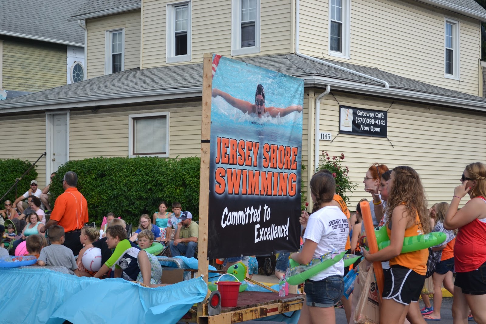 Jersey Shore (PA) Swim Jersey Shore Swimmers In Town Meeting Parade