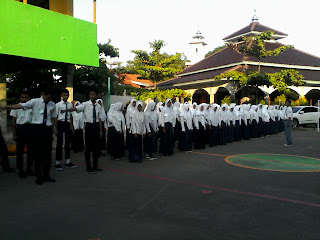 Pengenalan Lingkungan Sekolah (PLS) Kepada Siswa Baru Tahun 2016/ 2017