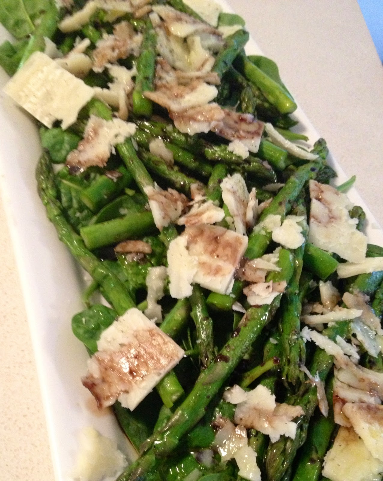 Grilled Asparagus & Spinach Salad