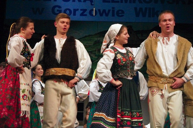 FolkCostume&Embroidery: The 6 types of Ukrainian Folk Costume