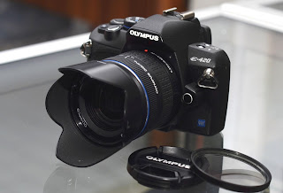 Kamera DSLR Olympus E-420