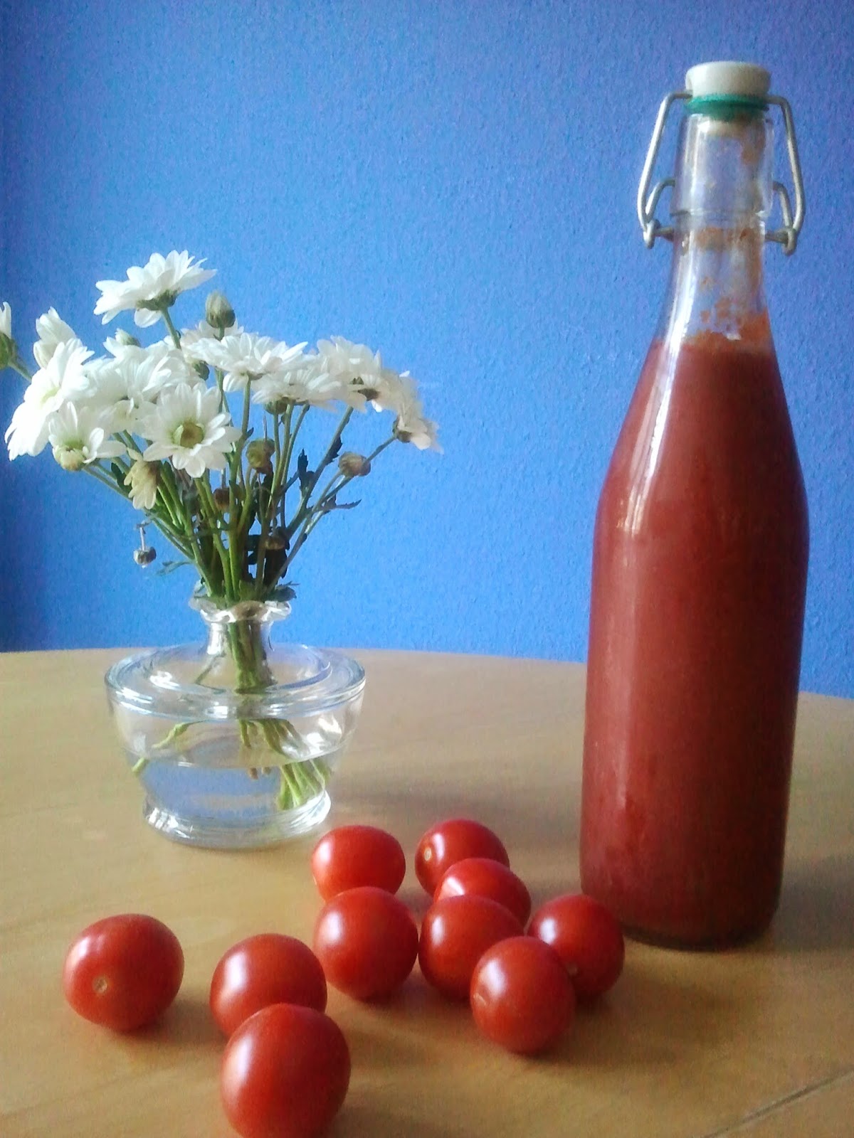 Chains and Cakes: Fruchtiger Himbeer-Tomaten-Ketchup