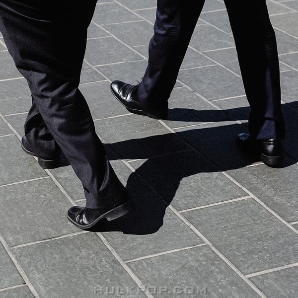 DEUL – Run (Feat.dsel) (Prod.성국) – Single