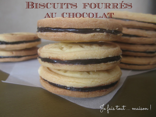 Biscuits sablés fourrés au chocolat