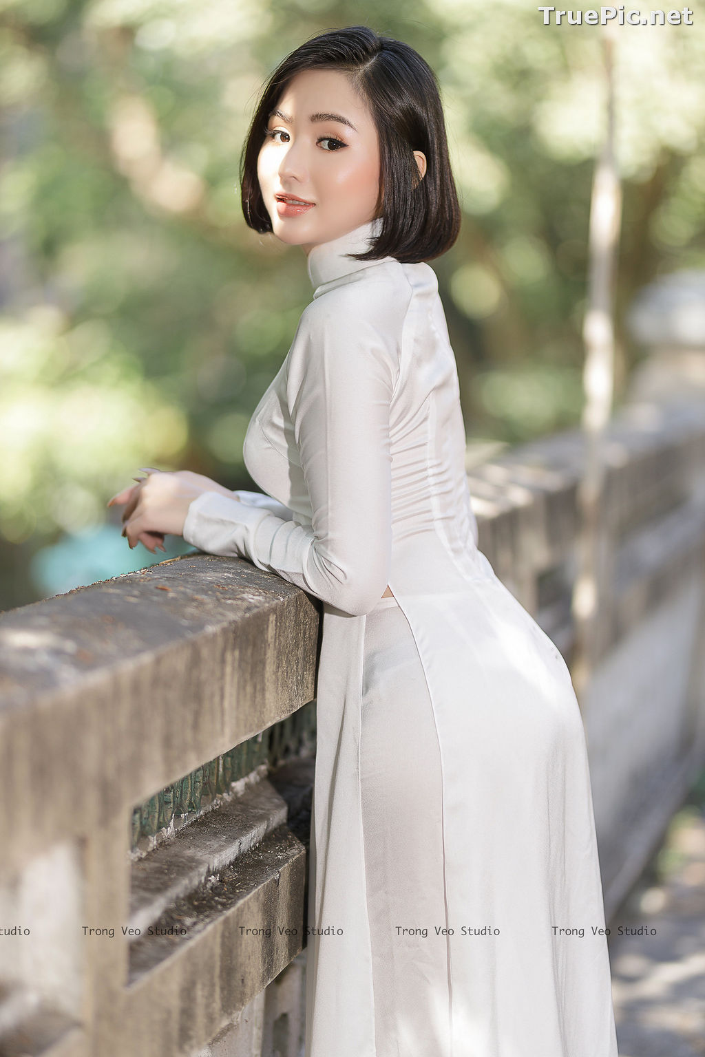 Image The Beauty of Vietnamese Girls with Traditional Dress (Ao Dai) #2 - TruePic.net - Picture-82