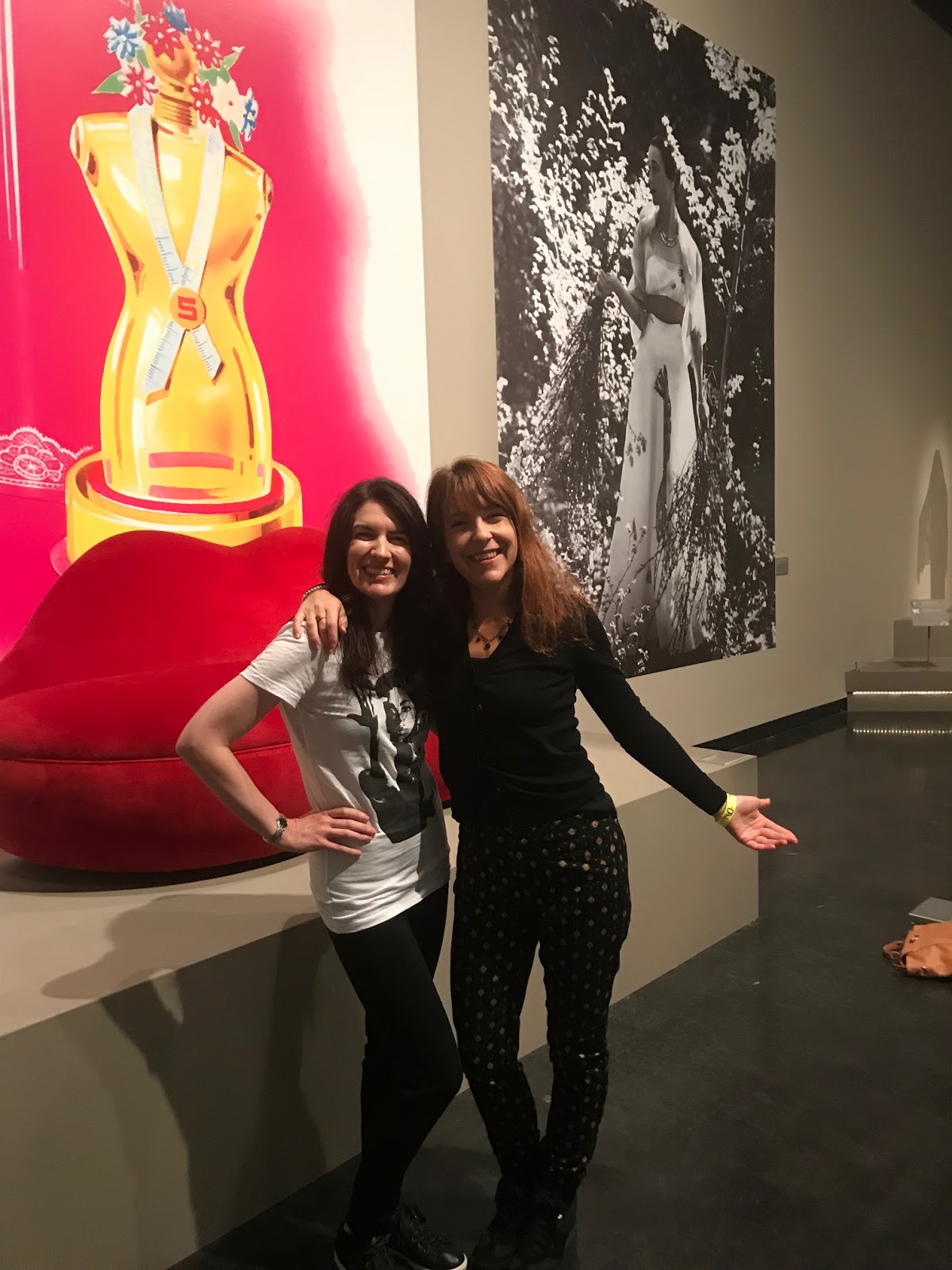 bhakti yoga cave Dalì and Schedule of Classes