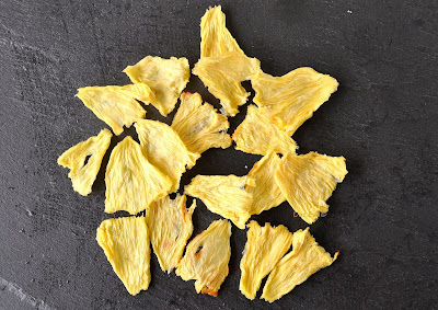 Ananas (Ananas comosus resp. Ananas sativus)