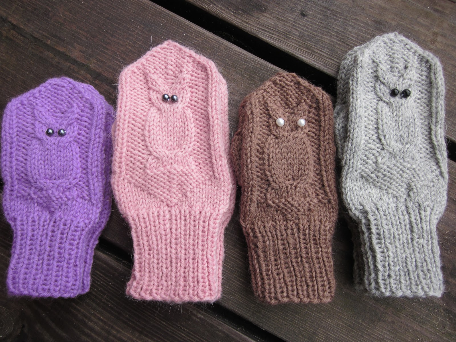 Uglevotter Med Pom-Pom