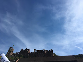 Himmel über der Schlossruine