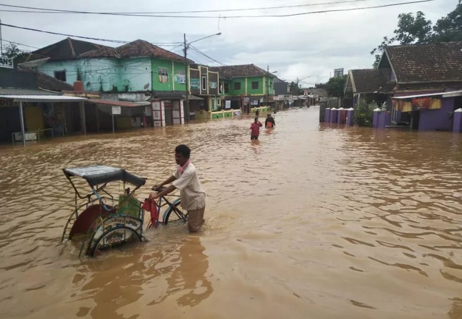 Banjir Pengertian, Proses, Penyebab, Jenis, Dampak dan Penanggulangannya