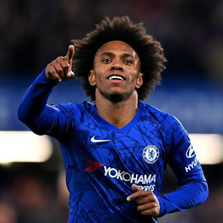 Willian Open Up On "Difficult" Chelsea Future 