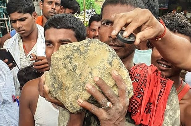 meteorite caduto india foto 1