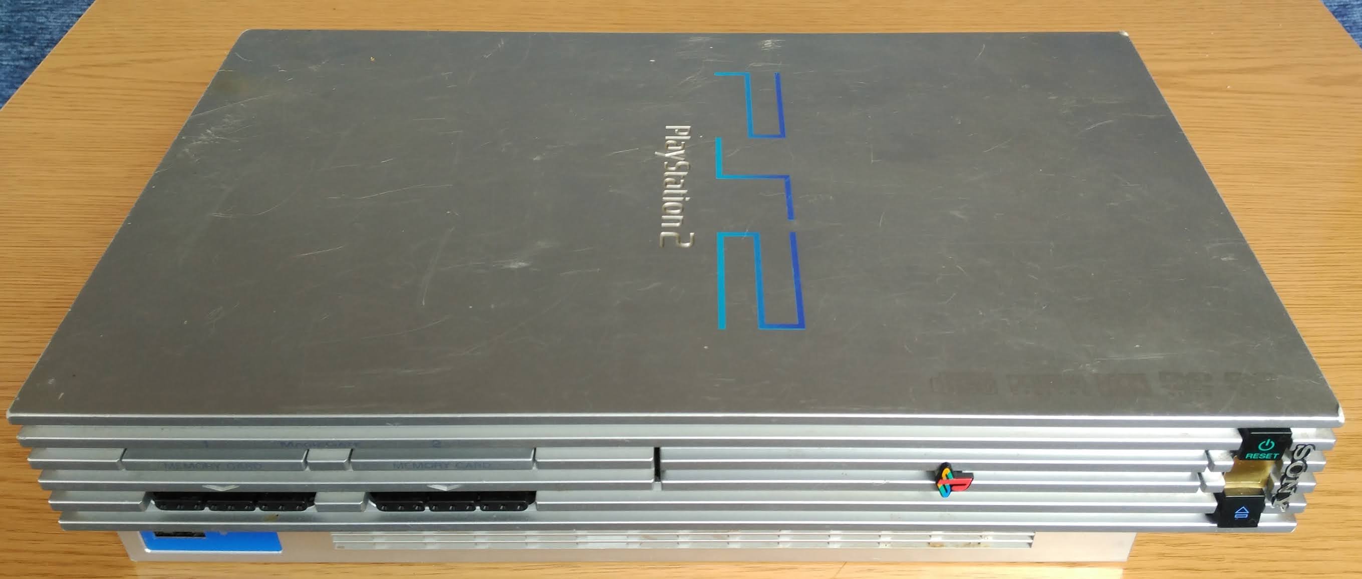 Retro Ordenadores Orty: PlayStation 2 (modelo SCPH 50004) (2004) con ...