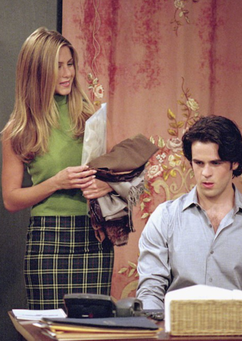 Get The Look: 14 Outfits Worn by Rachel Green | Organized Mess