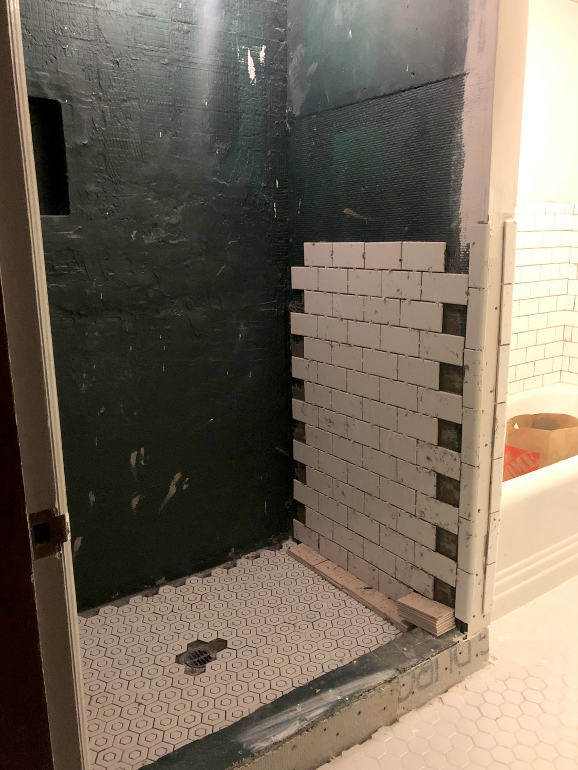 Bathroom Tile Idea Use Large Tiles On The Floor And Walls 18 Pictures