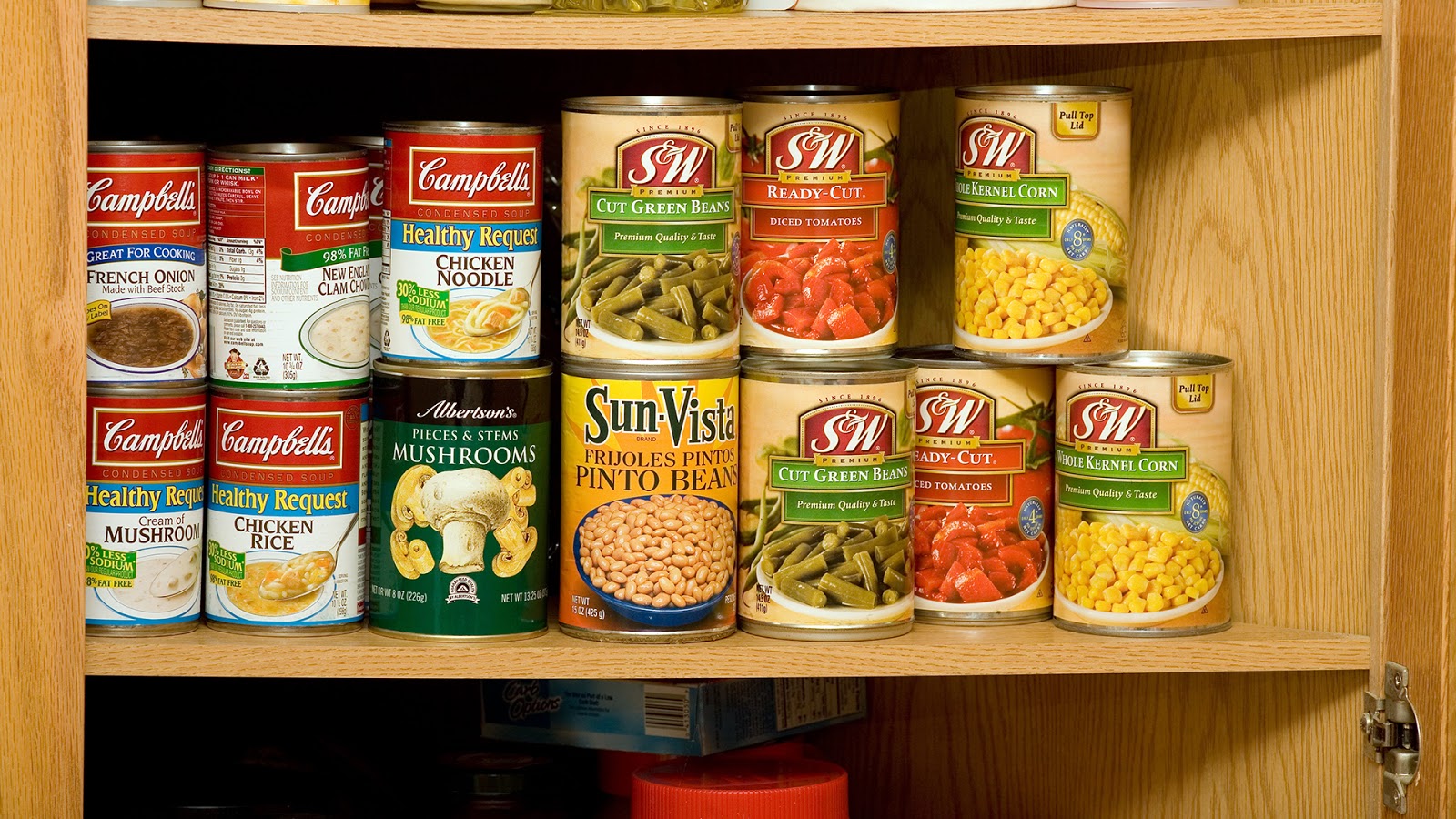10 Foods You Can Eat Past The Expiration Date, GAGS.BUZZ