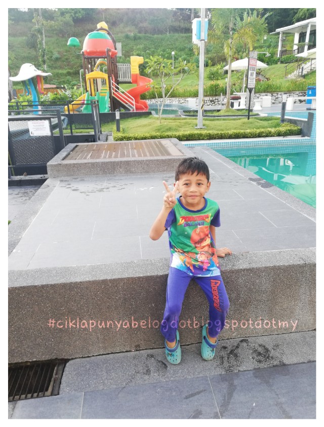 Hayati kehijauan alam di DEDAUN LANGAT RESORT, Hulu Langat. Hayati kehijauan alam di DEDAUN LANGAT RESORT, Hulu Langat.