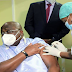Covid-19 : Félix Tshisekedi et Denise Nyakeru ont reçu une première dose du vaccin