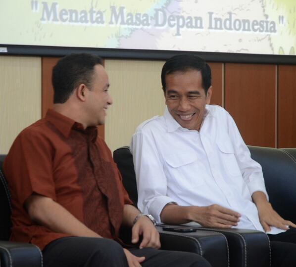Gubernur Lebih Dipercaya ketimbang Presiden, Gde Siriana: Trust Publik pada Jokowi Telah Turun