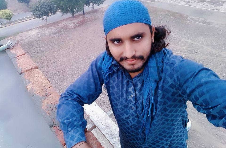 Meri zindagi ka maqsad essay 08 picture