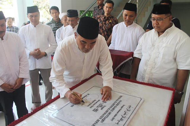 bupati%2Bresmikan%2Bmasjid