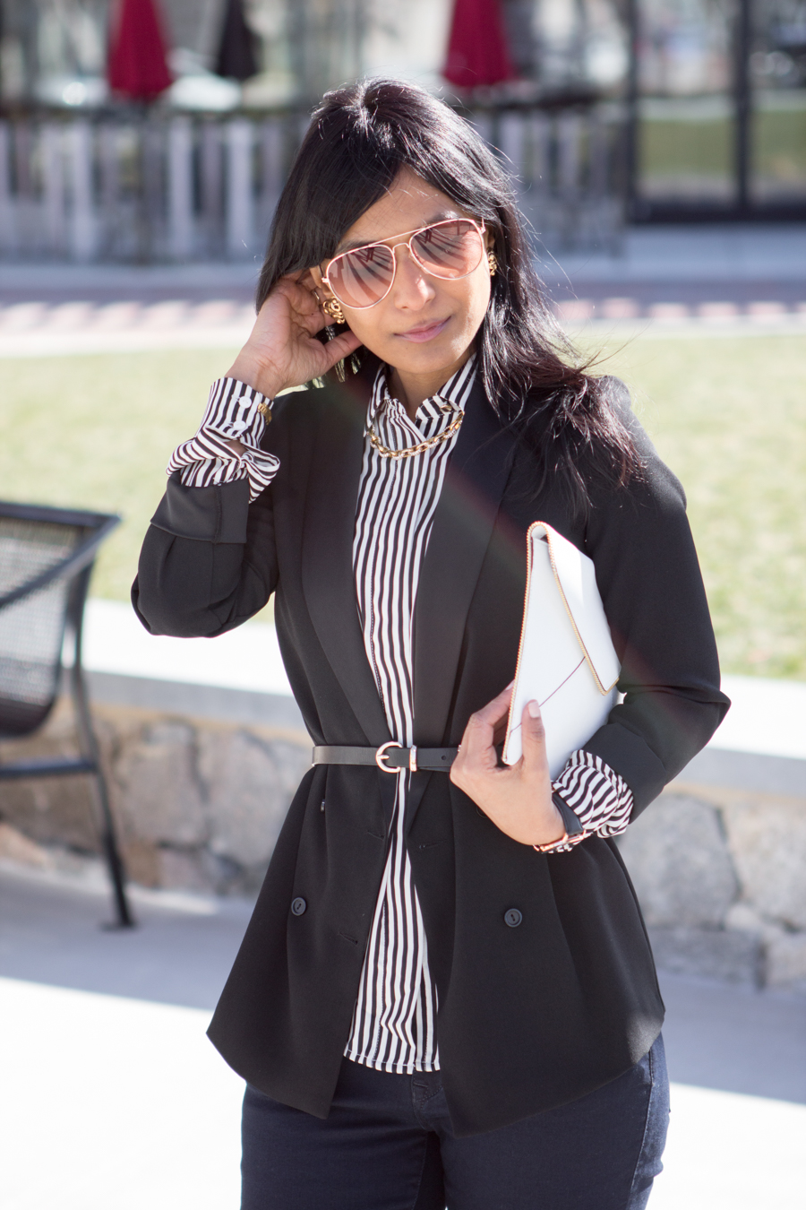 CASUAL FRIDAY: BELTED BLAZER AND DARK JEANS | Petite Style Studio