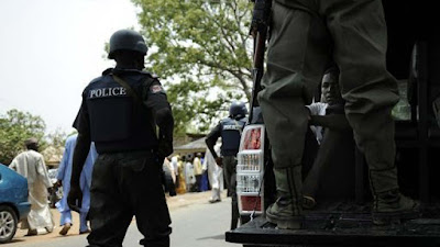 [Image: Nigeria-police-afp1.jpg]