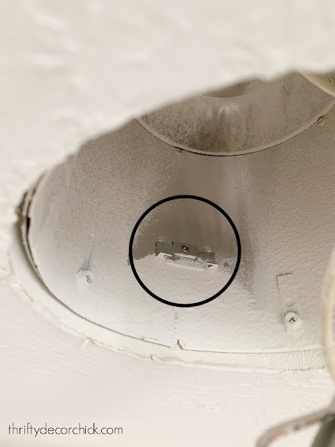 How to update old recessed lights to LED